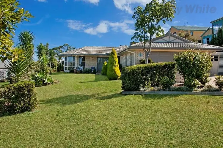 4 Snowwood Avenue, Maleny QLD 4552