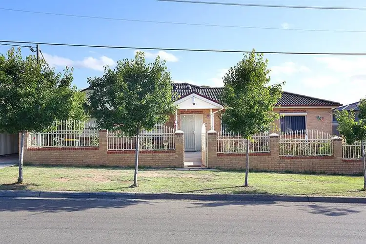 11 Hamilton Street, South Wentworthville NSW 2145