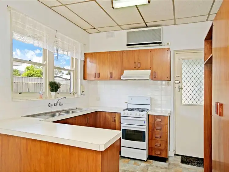 Seventh view of Homely house listing, 10 Vagnoni Avenue, Paradise SA 5075