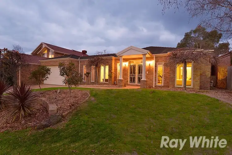 3 Whiting Court, Wantirna South VIC 3152