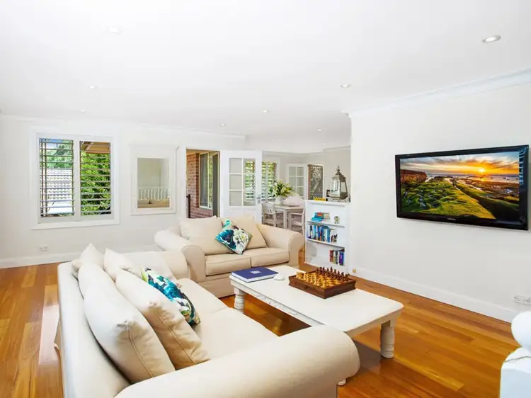Main view of Homely villa listing, 2/92 Phillip Street, Thirroul NSW 2515