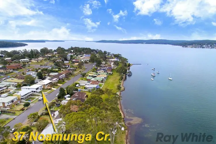 37 Noamunga Crescent, Gwandalan NSW 2259