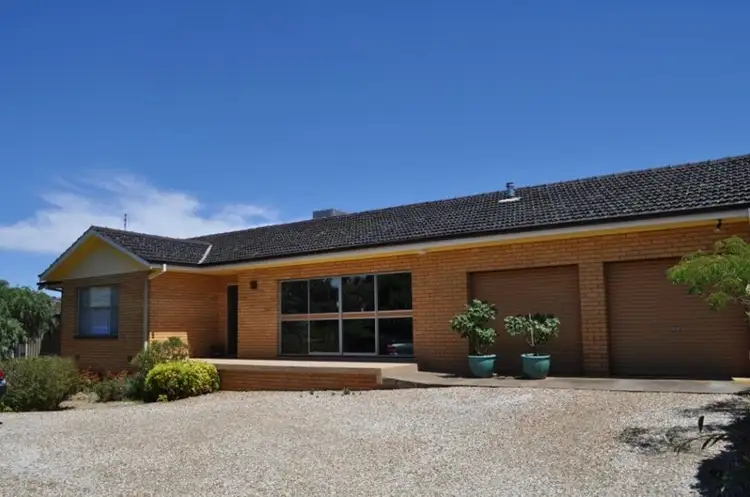 32 Richards Street, Cootamundra NSW 2590