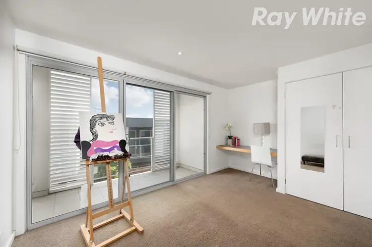 Fifth view of Homely townhouse listing, 3 Poinsettia Court, Bundoora VIC 3083