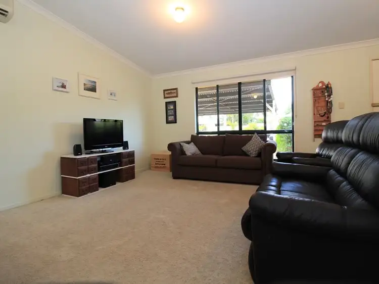 Fifth view of Homely house listing, 12 Cowan Crescent, Emerald QLD 4720