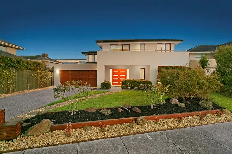 5 Fountain Court, Waterways VIC 3195