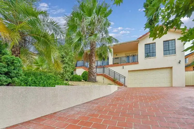 8 Lakeview Place, Glen Alpine NSW 2560