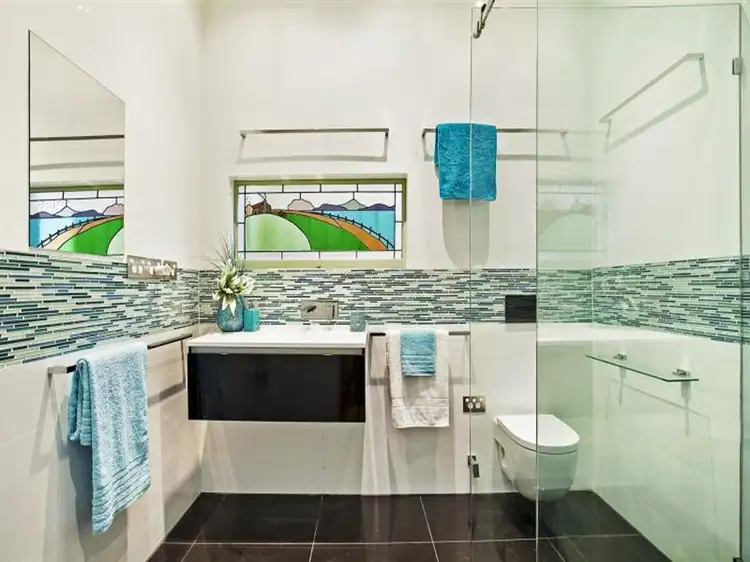 Sixth view of Homely house listing, 2/1 Ashmore Avenue, Mordialloc VIC 3195