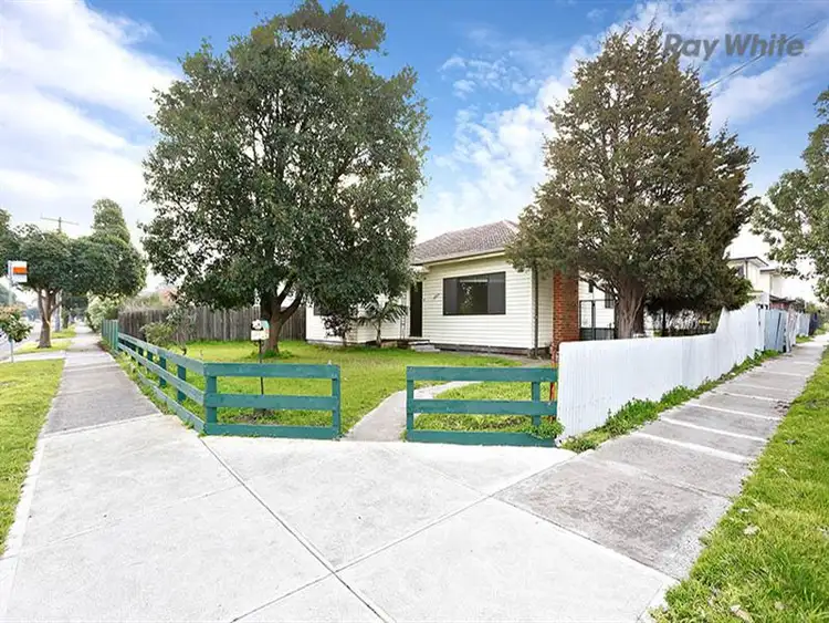 207 Civic Parade, Altona VIC 3018