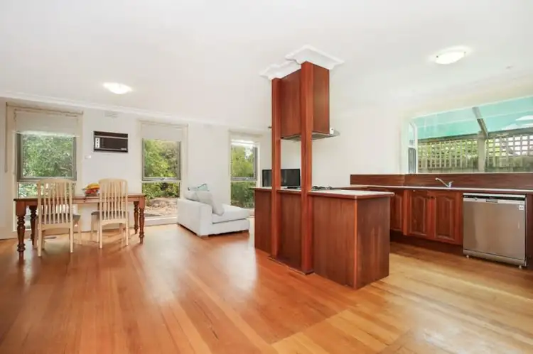 Fourth view of Homely house listing, 2 Casey Drive, Lalor VIC 3075