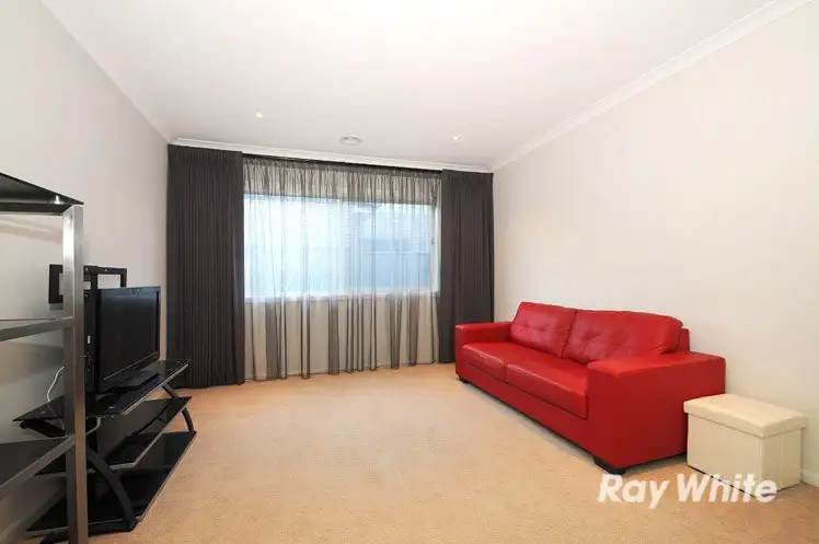 Fifth view of Homely house listing, 6 Aspera Place, Cranbourne North VIC 3977