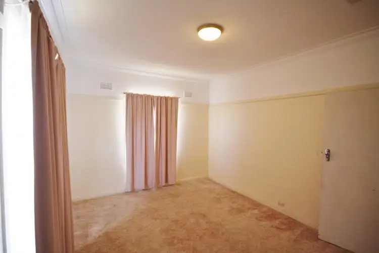 Fifth view of Homely house listing, 53 Yass Street, Young NSW 2594