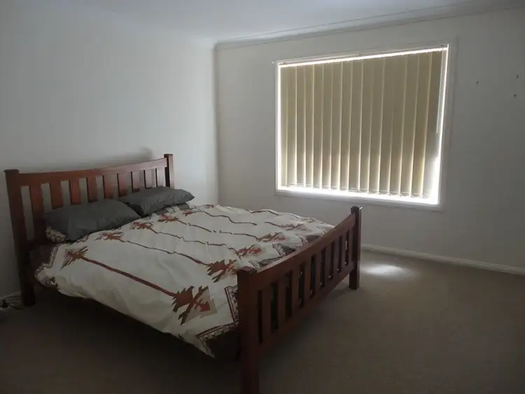 Fifth view of Homely unit listing, 1/90 Parkes Street, Temora NSW 2666