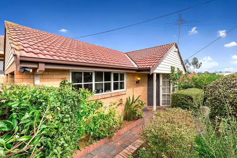 Main view of Homely unit listing, 1/2 Fogarty Court, Oakleigh VIC 3166