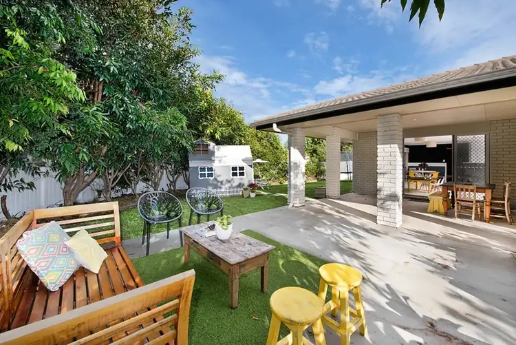 8 River Road, Tewantin QLD 4565