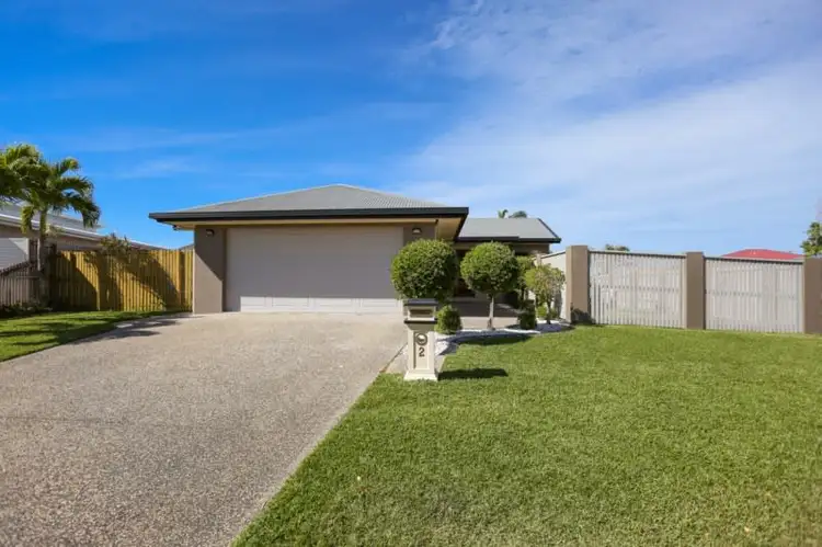 Sixth view of Homely house listing, 2 Leura Court, Glenella QLD 4740