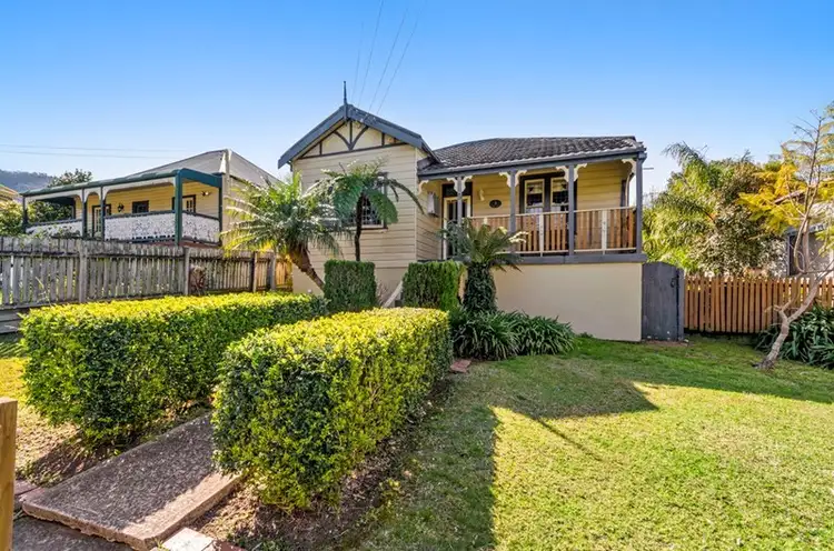 9 Popes Road, Woonona NSW 2517