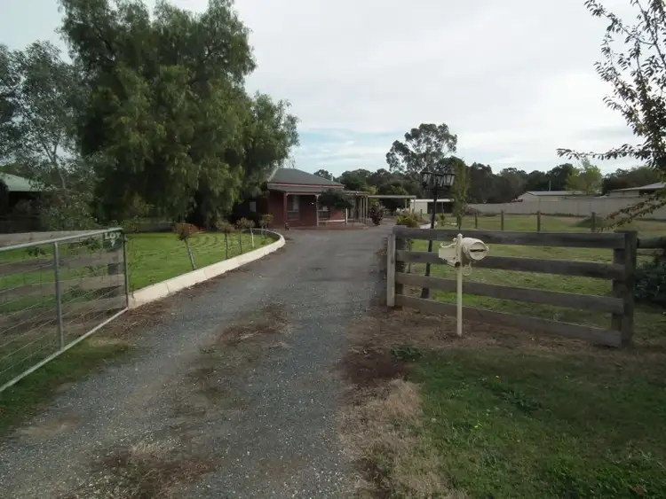 7 Hughes Street South, Avenel VIC 3664