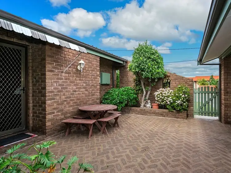 Second view of Homely house listing, 5 Highbury Street, Mount Tarcoola WA 6530