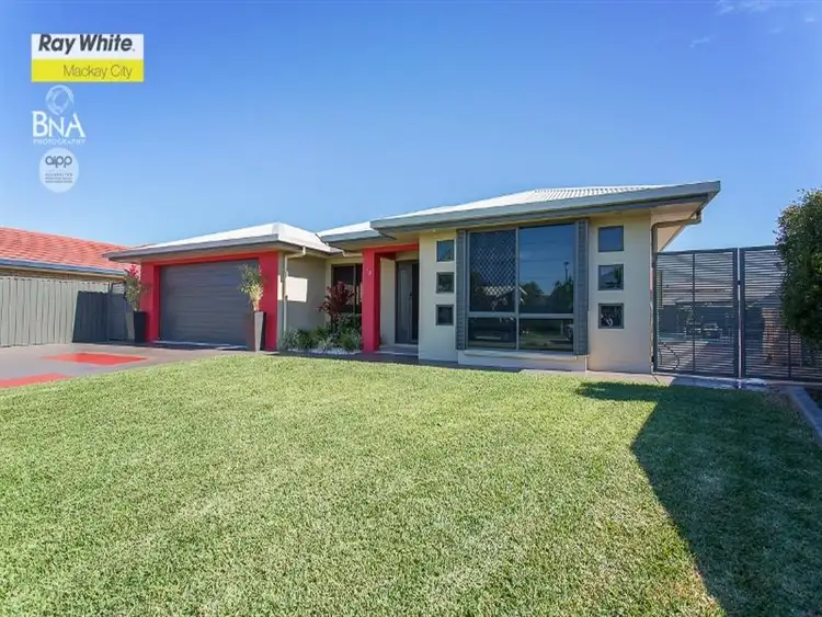 19 Gingham Street, Glenella QLD 4740