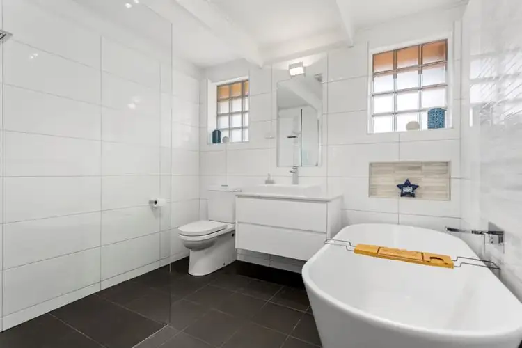 Fifth view of Homely house listing, 8 Wonthulong Drive, Bayswater North VIC 3153