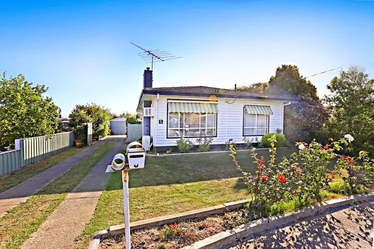 Second view of Homely house listing, 5 Karrin Court, Norlane VIC 3214