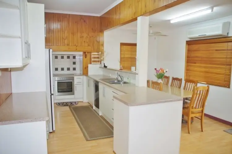 Sixth view of Homely house listing, 11 Murray Avenue, Renmark SA 5341