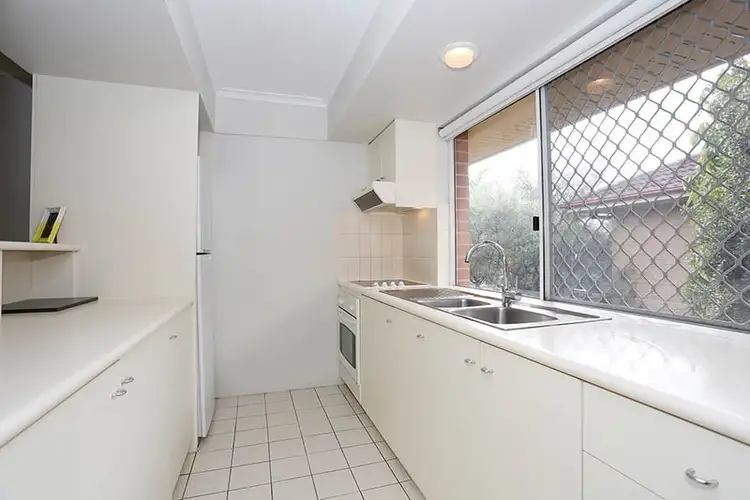 Third view of Homely unit listing, 5/15 Onslow Street, Ascot QLD 4007