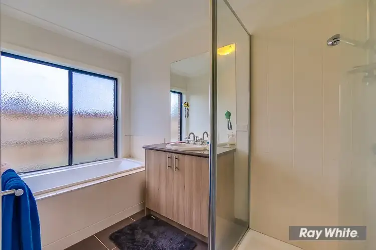 Fifth view of Homely house listing, 2 Beagle Street, Tarneit VIC 3029