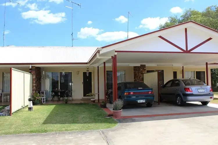 2/139 Cressbrook Street, Toogoolawah QLD 4313