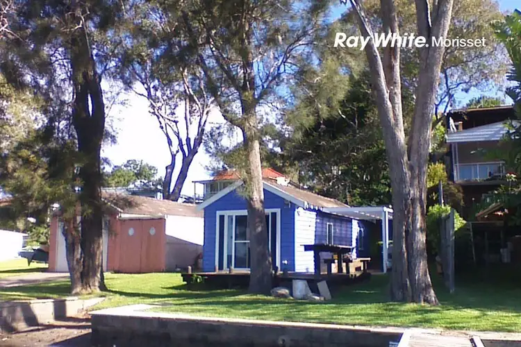 195 Grand Parade, Bonnells Bay NSW 2264