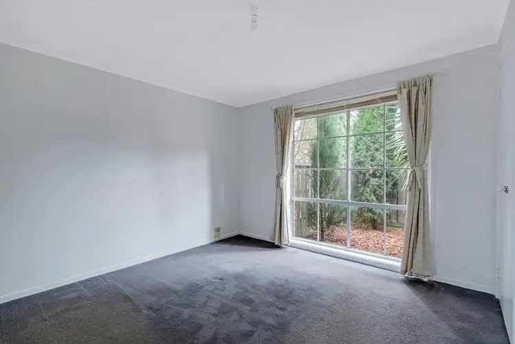 Fifth view of Homely unit listing, 2/62 Golf Links Drive, Mill Park VIC 3082