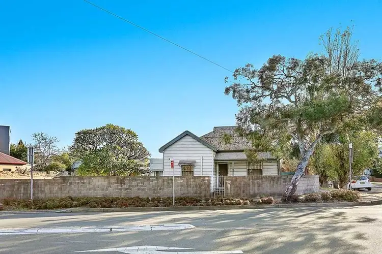 Main view of Homely house listing, 3 Wentworth Avenue, Mascot NSW 2020