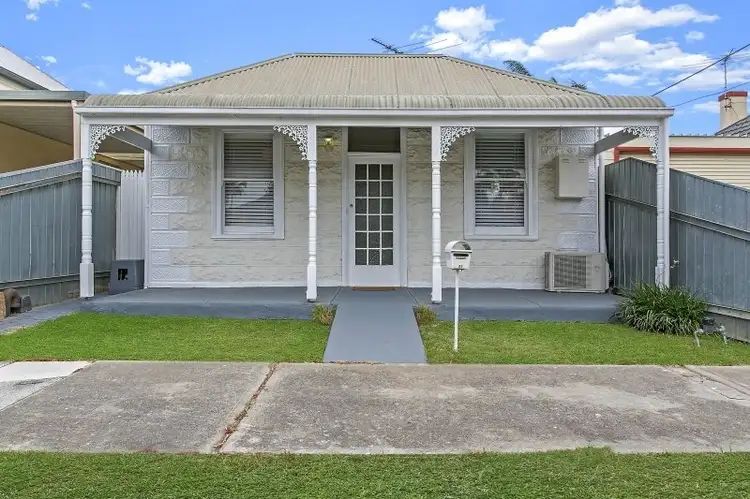 31 Russell Street, Ethelton SA 5015