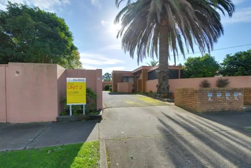 Main view of Homely unit listing, 2/18 Gordon Street, Traralgon VIC 3844