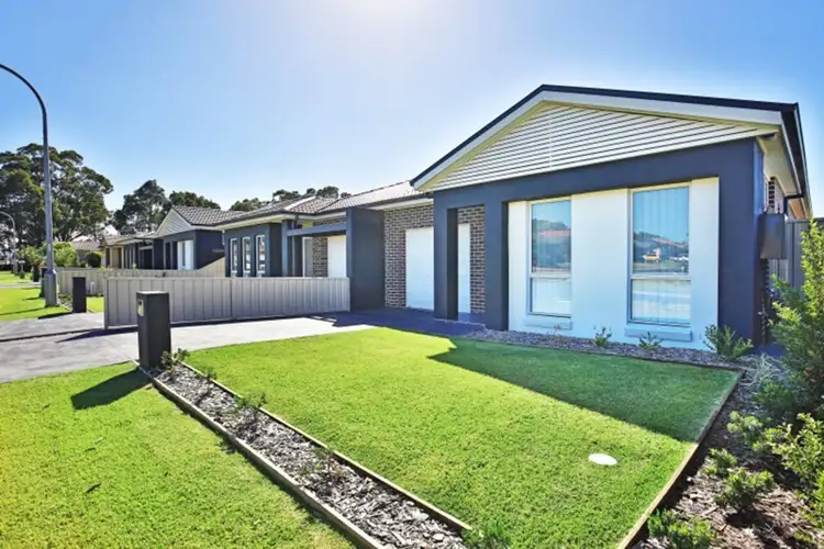 1/17 Bluewattle Road, Worrigee NSW 2540