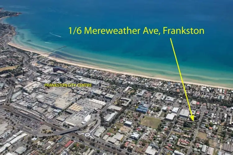 Second view of Homely unit listing, 1/6 Mereweather Avenue, Frankston VIC 3199