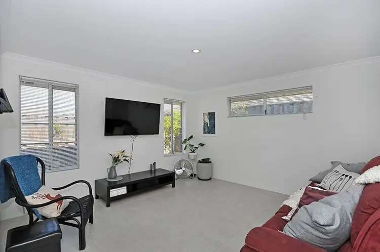 Seventh view of Homely house listing, 10 Emms Grn, Ellenbrook WA 6069