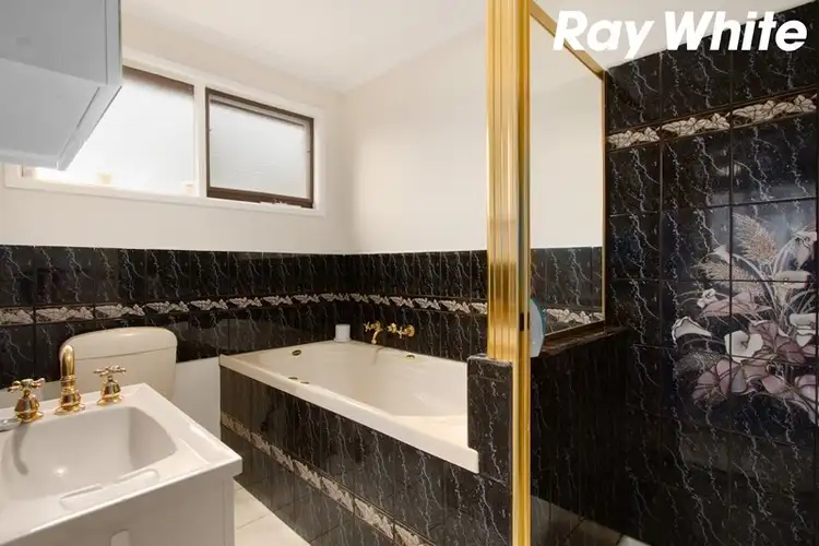 Sixth view of Homely house listing, 7 Katjusha Court, Pakenham VIC 3810
