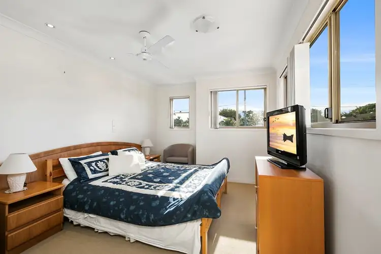 Sixth view of Homely villa listing, 1/19 Mason Street, Southport QLD 4215