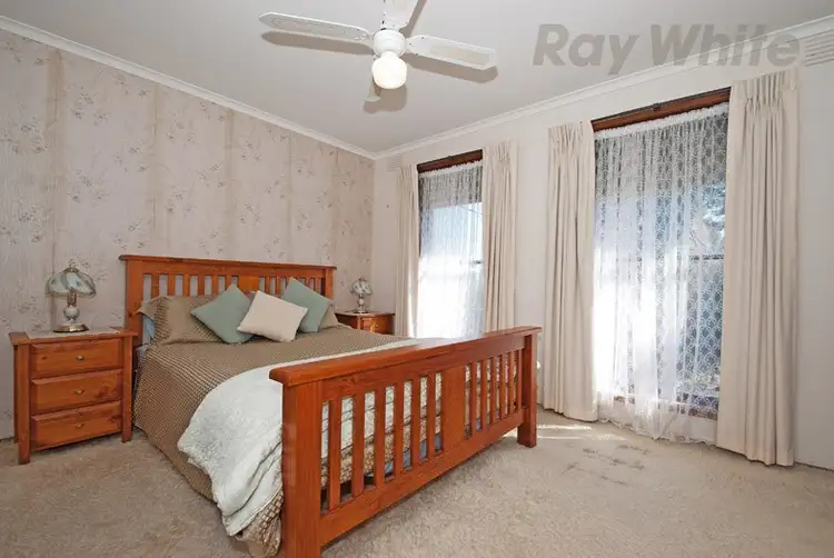 Seventh view of Homely house listing, 10 HIGHVIEW Drive, Mooroolbark VIC 3138