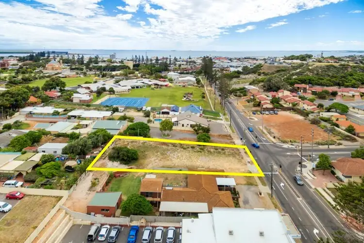 136 Durlacher Street, Geraldton WA 6530