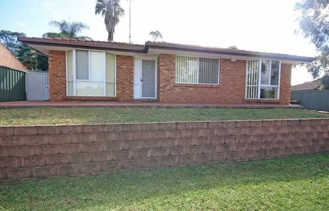 17 Copperfield Drive, Ambarvale NSW 2560