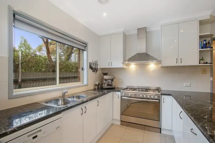 Second view of Homely house listing, 3 Maunayne Court, Rutherglen VIC 3685