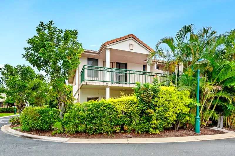 Main view of Homely townhouse listing, 5 Bronberg Court, Southport QLD 4215