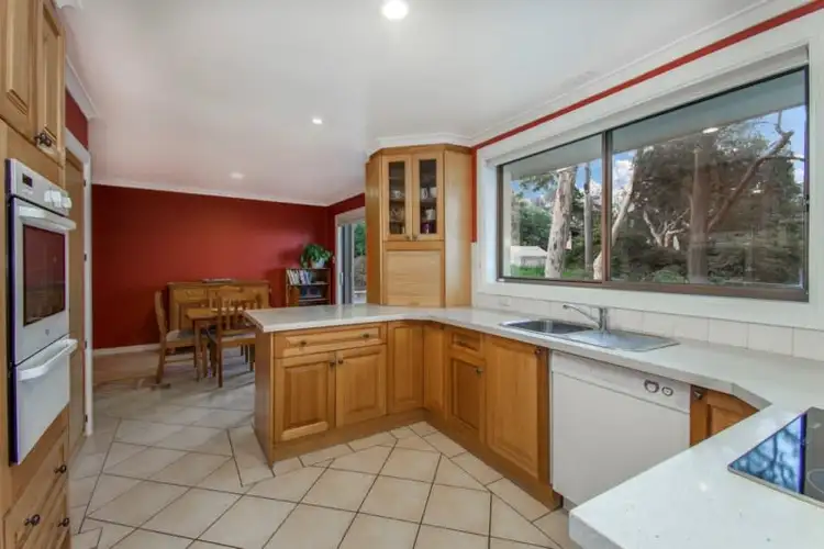 Fifth view of Homely house listing, 6 Juad Place, Aranda ACT 2614