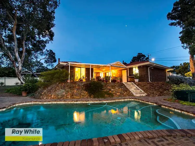 4 Keane Street, Lesmurdie WA 6076