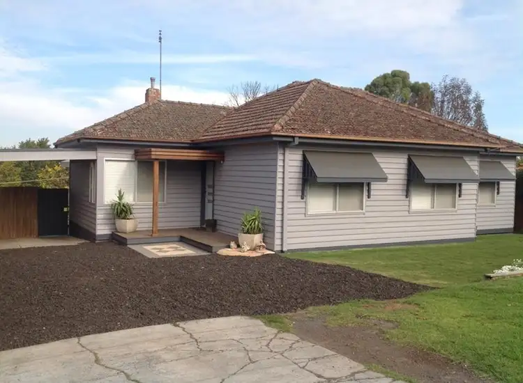 7 Westacott Street, Hamilton VIC 3300