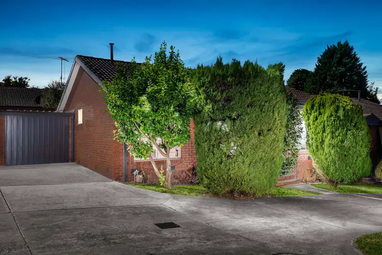 2/28 Mt Dandenong Road, Ringwood East VIC 3135