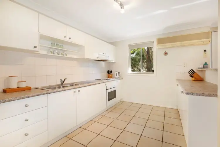 Third view of Homely other listing, 2/35 The Parkway, Balgownie NSW 2519